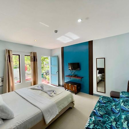 Little Rock Cebu Hotel Мактан Екстериор снимка