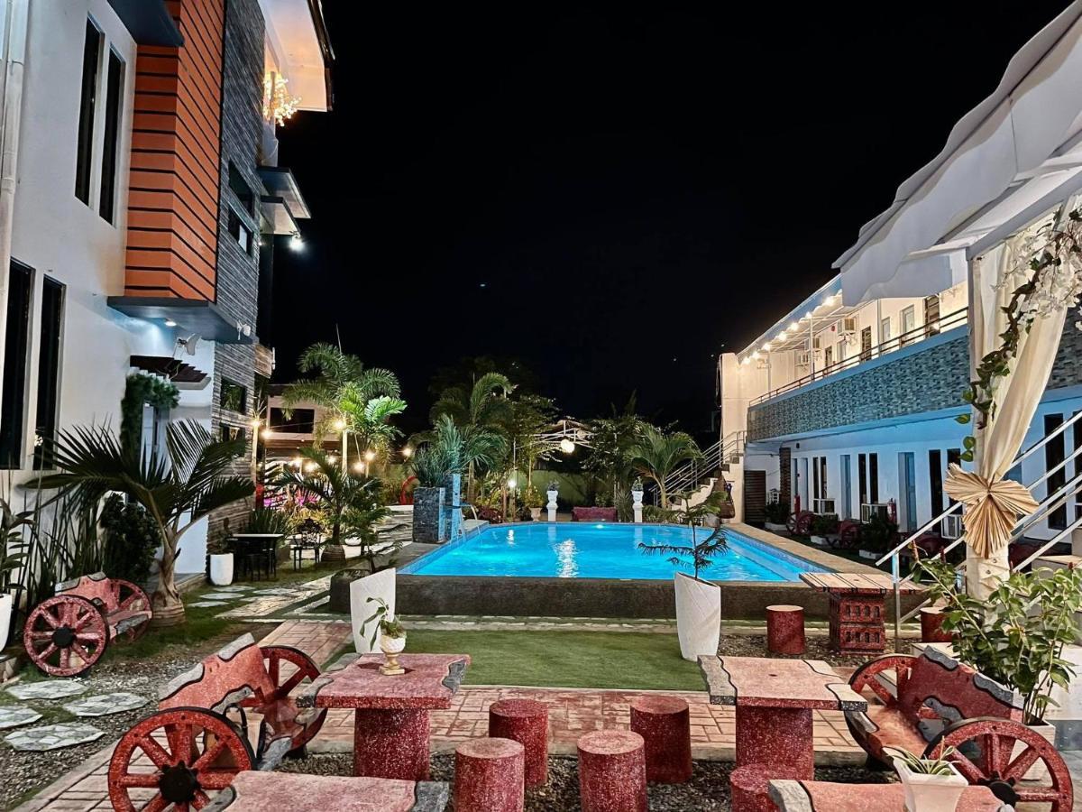 Little Rock Cebu Hotel Мактан Екстериор снимка