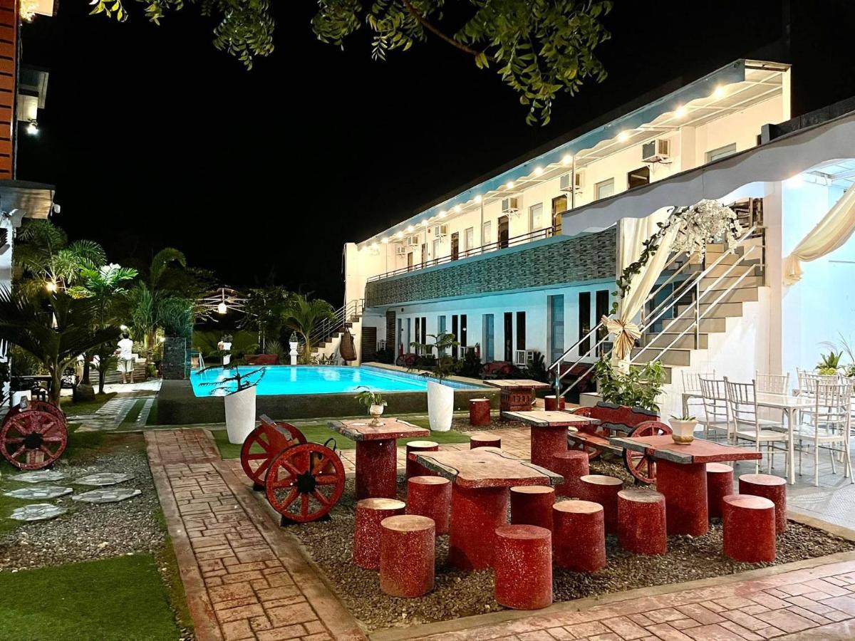 Little Rock Cebu Hotel Мактан Екстериор снимка